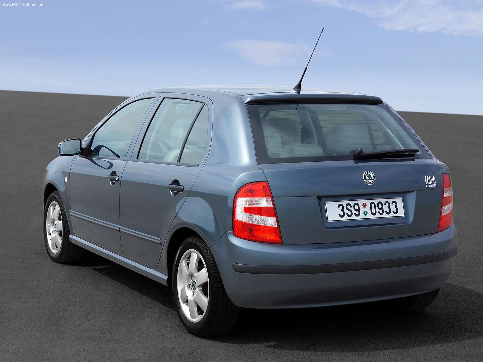 skoda-fabia_2005_1600x1200_wallpaper_06