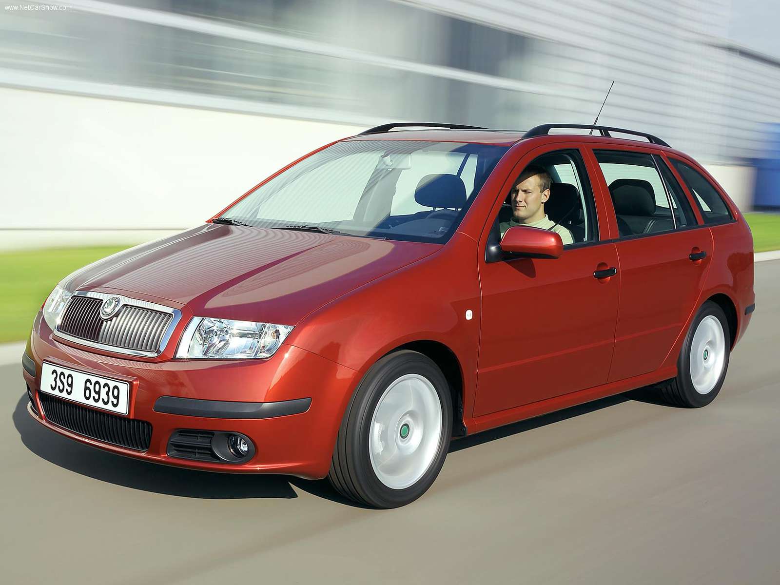 skoda-fabia_combi_2005_1600x1200_wallpaper_01